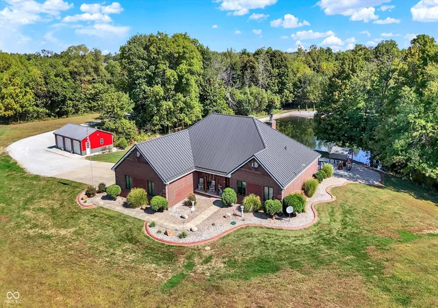 2nd image of 940 E County Road 825 N, Bainbridge, IN 46105 | MLS# 22099805