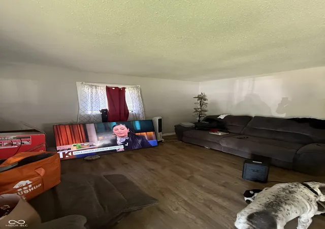3rd image of 2165 White Ave, Indianapolis, IN 46202 | MLS# 22099825