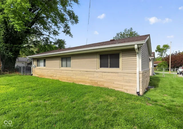 Homes for sale in Plainfield, IN | 322 Meadow Ln, Plainfield, IN 46168 | MLS# 22099855