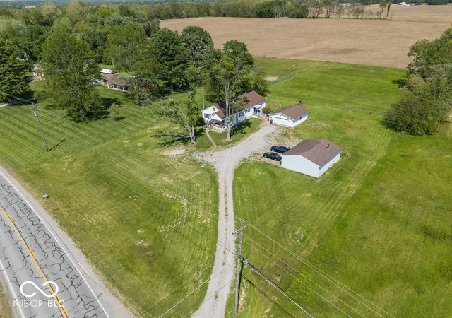 Homes for sale in Seymour, IN | 10557 N Us Hwy 31, Seymour, IN 47274 | MLS# 22099857