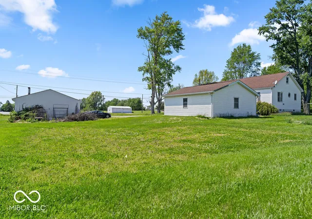 Homes for sale in Seymour, IN | 10557 N Us Hwy 31, Seymour, IN 47274 | MLS# 22099857