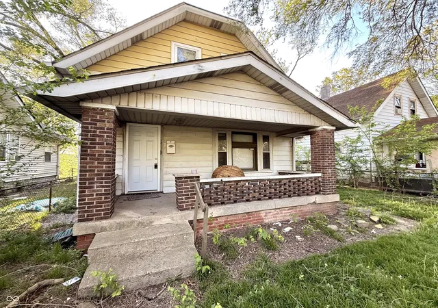 1st image of 1811 N Dexter St, Indianapolis, IN 46202 | MLS# 22099963