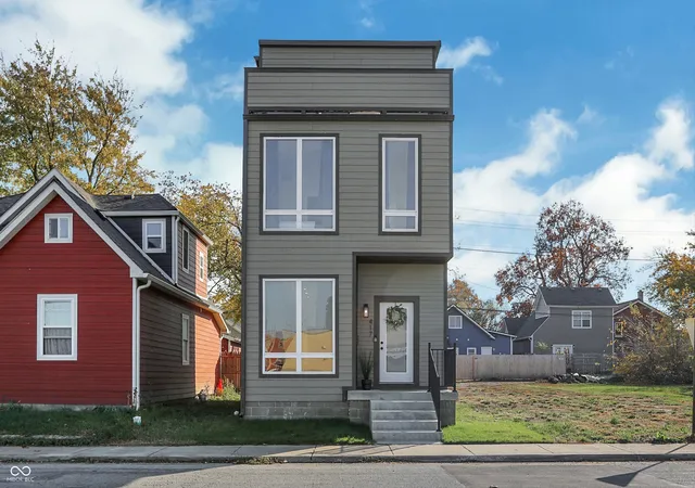 4th image of 417 E Morris St, Indianapolis, IN 46225 | MLS# 22099974