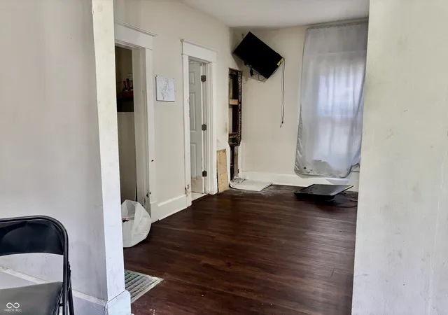 4th image of 1108 N Warman Ave, Indianapolis, IN 46222 | MLS# 22099989