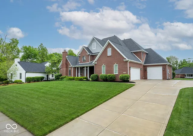 Homes for sale in Indianapolis, IN | 6929 Royal Oakland Wy, Indianapolis, IN 46236 | MLS# 22100022