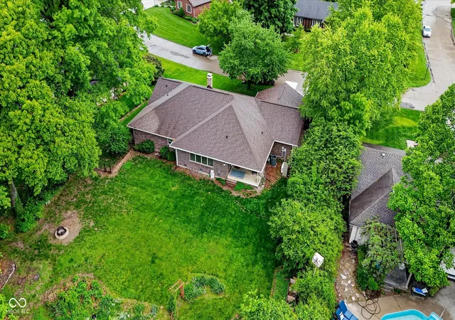34th image of 1915 Winding Ridge Ave, Indianapolis, IN 46217 | MLS# 22100046