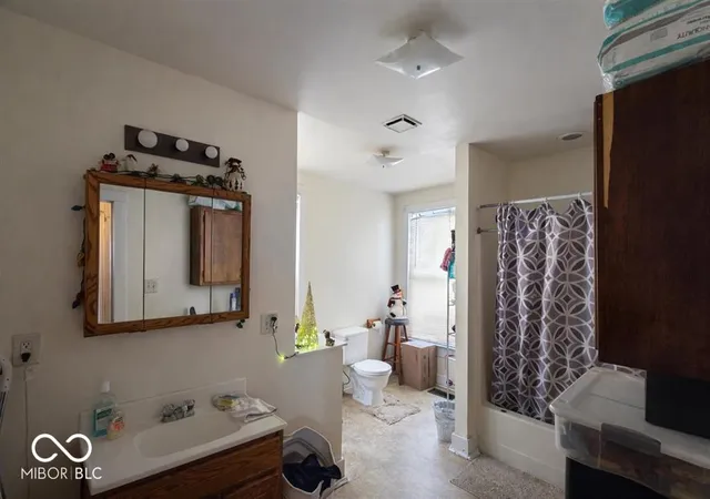 Photo 2 of Single family home for sale at 322 S 13th Street, Richmond, IN 47374 | MLS# 22100052 | Listing updated on 2026-09-22
