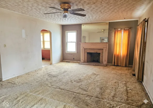 Photo 3 of Single family home for sale at 1324 Thornburg St, New Castle, IN 47362 | MLS# 22100062 | Listing updated on 2026-06-18