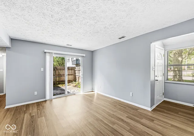 4th image of 9848 Haven Ct, Indianapolis, IN 46235 | MLS# 22100125