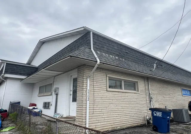 3rd image of 1702 1704 24Th St, Bedford, IN 47421 | MLS# 22100129