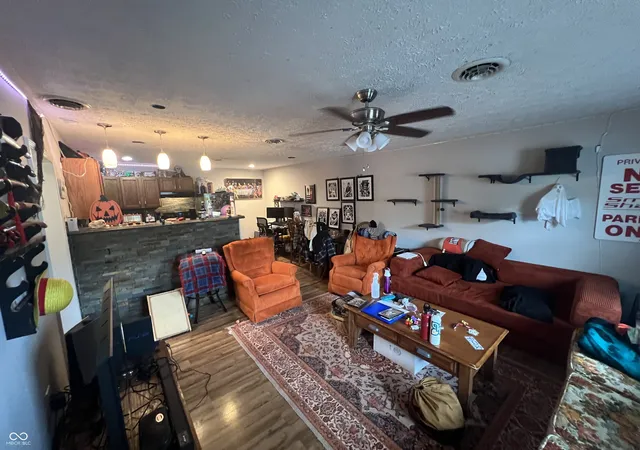 4th image of 1702 1704 24Th St, Bedford, IN 47421 | MLS# 22100129