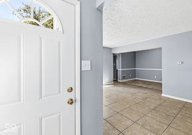 4th image of 9850 Haven Ct, Indianapolis, IN 46235 | MLS# 22100136
