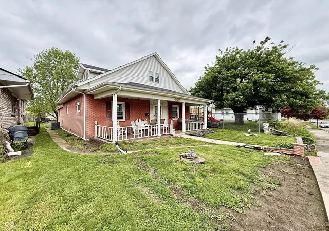 Homes for sale in Anderson, IN | 2821 Morton St, Anderson, IN 46016 | MLS# 22100155