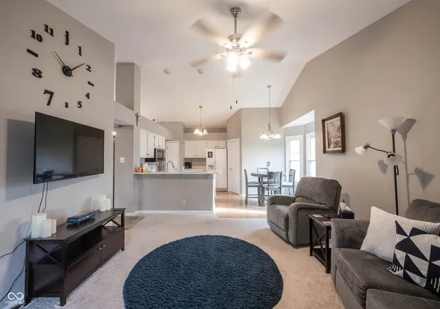 3rd image of 7715 Heather Ln, Fishers, IN 46038 | MLS# 22100167