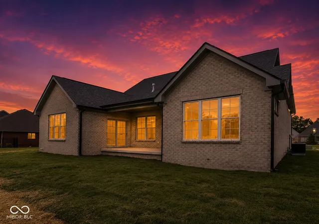 2nd image of 6559 Stonepoint Wy, Indianapolis, IN 46237 | MLS# 22100171