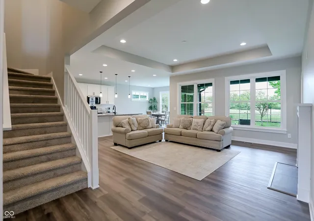5th image of 6559 Stonepoint Wy, Indianapolis, IN 46237 | MLS# 22100171