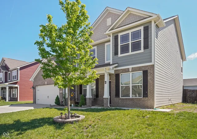3rd image of 181 Imel Wy, Greenwood, IN 46143 | MLS# 22100200