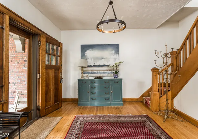 2nd image of 235 E 15th St, Indianapolis, IN 46202 | MLS# 22100265