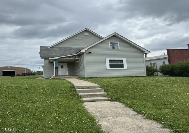 Photo 1 of Sale Pending at 2116 E Brookside Ave, Indianapolis, IN 46218 | MLS# 22100287 | Listing updated on 2026-09-17