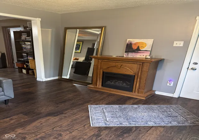 Photo 3 of Sale Pending at 2116 E Brookside Ave, Indianapolis, IN 46218 | MLS# 22100287 | Listing updated on 2026-09-17