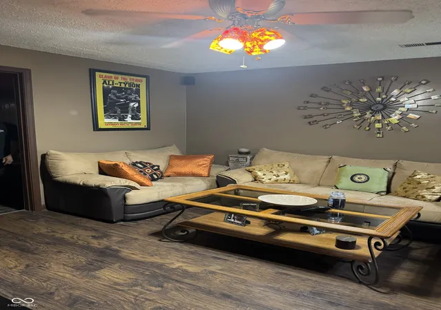 Photo 3 of Sale Pending at 2116 E Brookside Ave, Indianapolis, IN 46218 | MLS# 22100287 | Listing updated on 2026-09-17