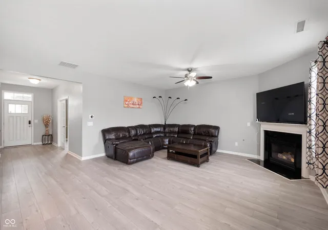 3rd image of 1312 Donald Pass, Greenwood, IN 46143 | MLS# 22100308