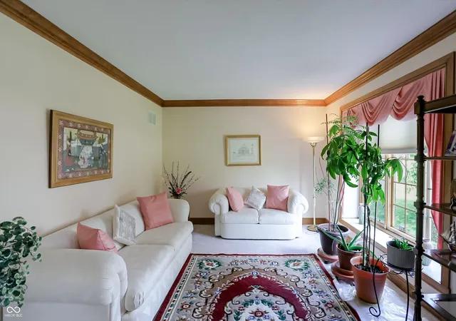 Photo 4 of Single family home for sale at 11826 Sea Star Dr, Indianapolis, IN 46256 | MLS# 22100365 | Listing updated on 2026-08-11