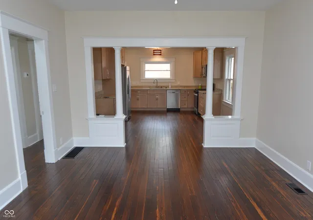 image of 444 N Bancroft St, Indianapolis, IN 46201 | MLS# 22100429