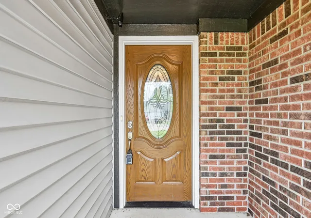 Homes for sale in Indianapolis, IN | 12352 Cobblestone South Dr, Indianapolis, IN 46236 | MLS# 22100430