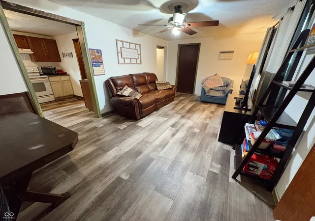 3rd image of 5631 N Clover West Dr, Fairland, IN 46126 | MLS# 22100460