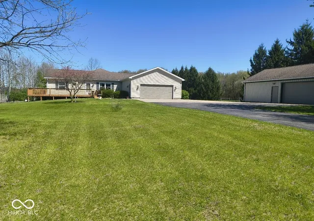 1st image of 12330 County Road 4, Middlebury, IN 46540 | MLS# 22100464
