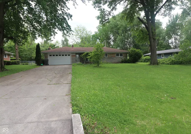 4th image of 43 E Cragmont Dr, Indianapolis, IN 46227 | MLS# 22100471