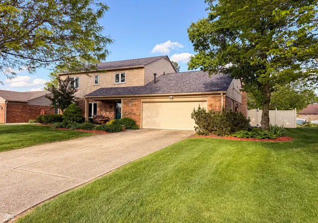Homes for sale in Anderson, IN | 816 Westgate Dr, Anderson, IN 46012 | MLS# 22100488
