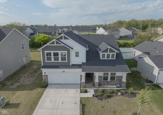 32nd image of 8910 Howlett Ln, Indianapolis, IN 46259 | MLS# 22100499