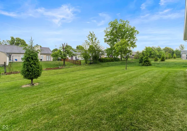 27th image of 1697 Pelham Dr, Greenwood, IN 46143 | MLS# 22100500