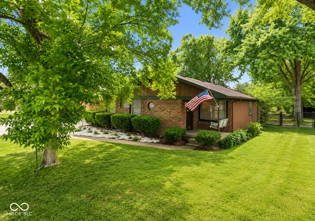 2nd image of 4626 Citation Cir, Indianapolis, IN 46237 | MLS# 22100579