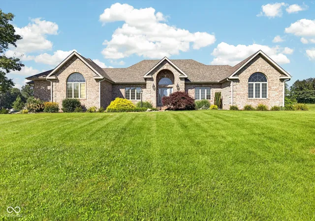 Photo 1 of Single family home for sale at 675 N Auburn Ridge Dr, Linton, IN 47441 | MLS# 22100582 | Listing updated on 2026-09-29