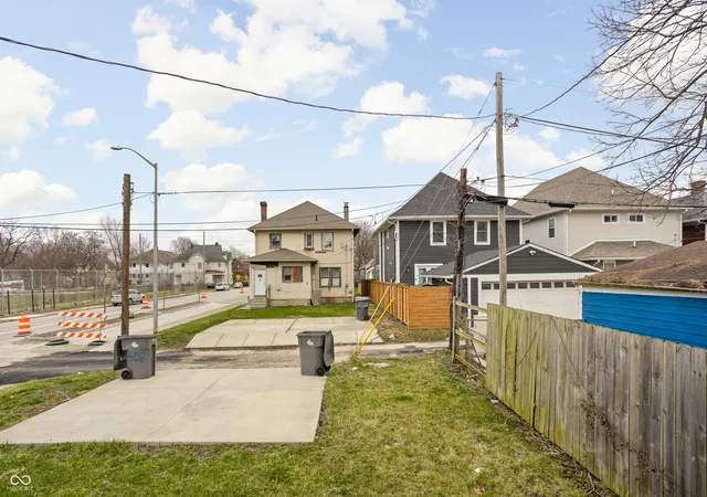 34th image of 273 E Parkview Ave, Indianapolis, IN 46201 | MLS# 22100606