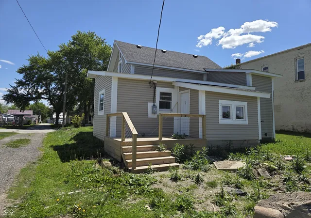3rd image of 105 N Main St, Modoc, IN 47358 | MLS# 22100622