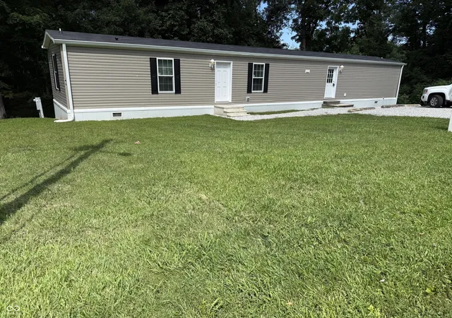 1st image of 40 Lazy River Rd, Cloverdale, IN 46120 | MLS# 22100630