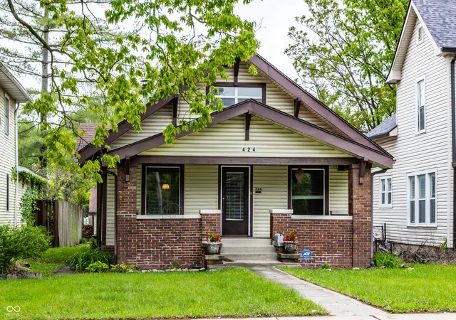3rd image of 424 N Emerson Ave, Indianapolis, IN 46219 | MLS# 22100654