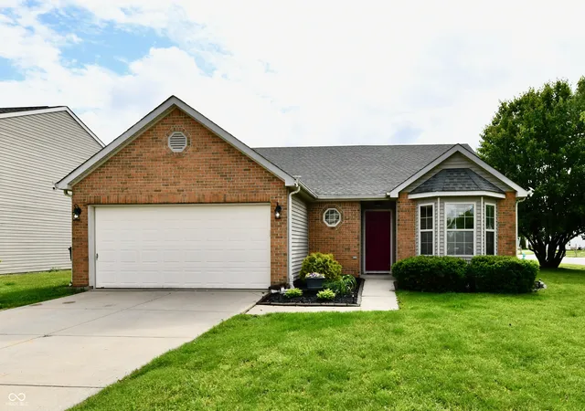 1st image of 7055 Lesta Ct, Indianapolis, IN 46217 | MLS# 22100689