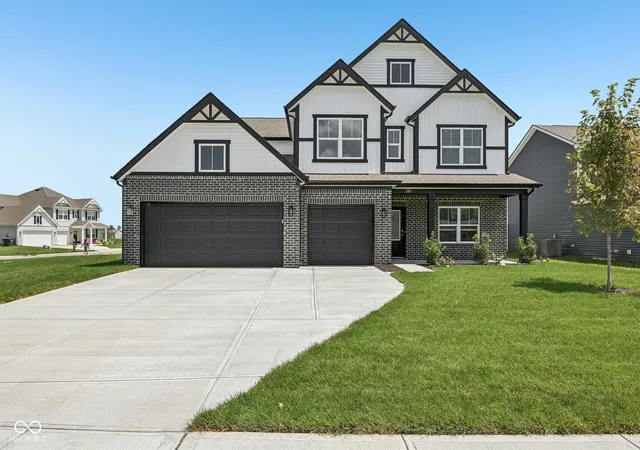 Photo 1 of Sale Pending at 100 Ames Dr, Whiteland, IN 46184 | MLS# 22100693 | Listing updated on 2026-08-25