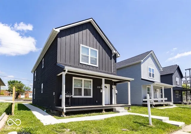 3rd image of 2030 E Maryland St, Indianapolis, IN 46201 | MLS# 22100730