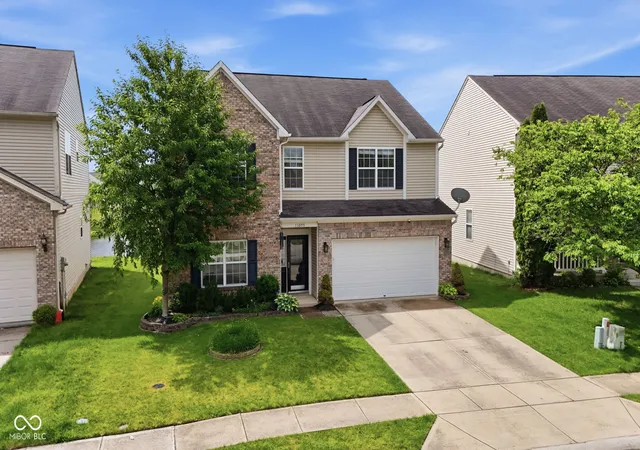 2nd image of 11095 Cool Winds Wy, Fishers, IN 46037 | MLS# 22100744