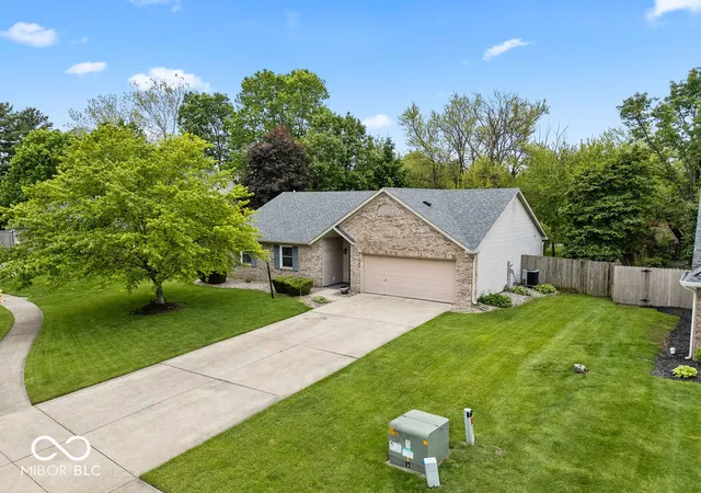 Homes for sale in Indianapolis, IN | 12645 Pine Grove Ct, Indianapolis, IN 46236 | MLS# 22100752