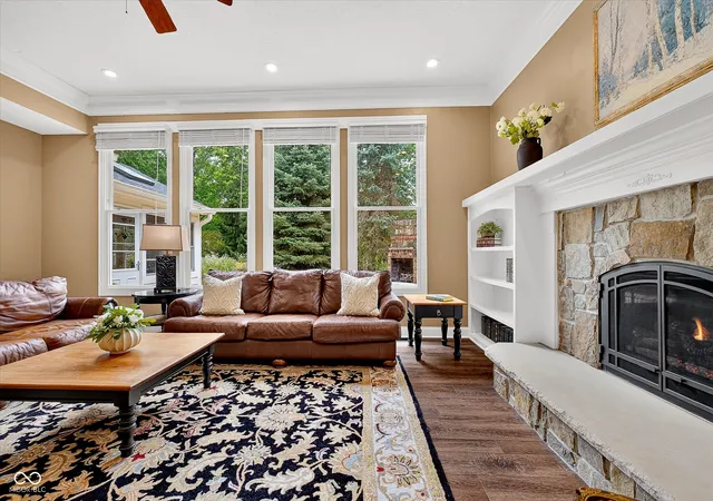 Photo 3 of Single family home for sale at 5785 Gyrfalcon Pl, Carmel, IN 46033 | MLS# 22100755 | Listing updated on 2026-10-08