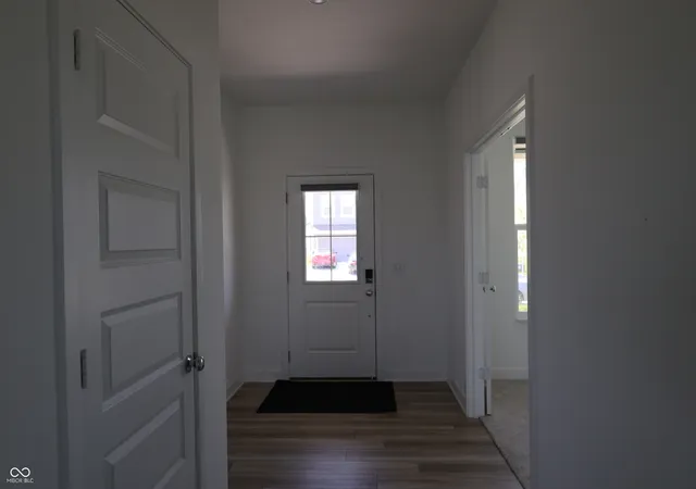 3rd image of 1819 Vista Ridge Dr, Greenwood, IN 46143 | MLS# 22100768