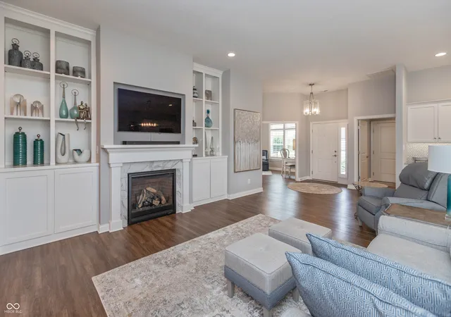 4th image of 2899 Grandview Ln, Greenwood, IN 46143 | MLS# 22100816