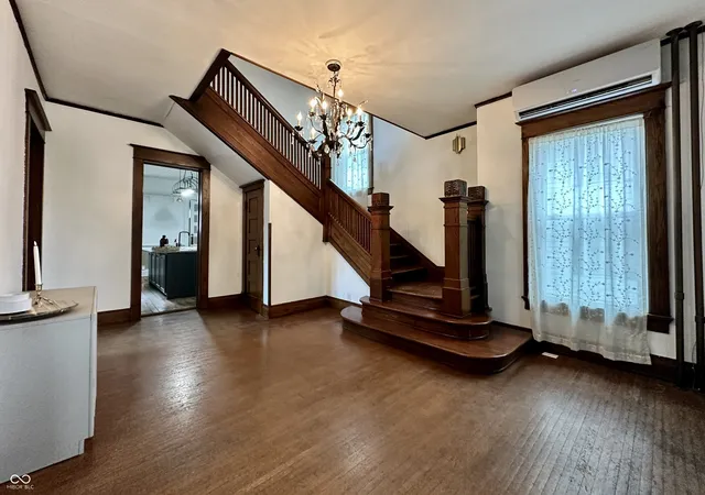 4th image of 389 E Washington St, Martinsville, IN 46151 | MLS# 22100934